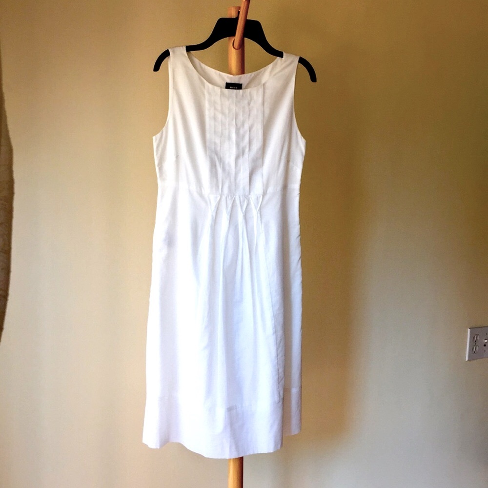 White Sleeveless Dress